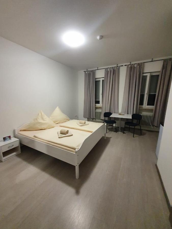 Unterkunfte Bora Gmbh Gaimersheim Buitenkant foto